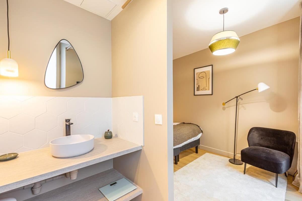 Apartment 60 M2 XX Center Of Paris XX 2 Bedrooms & 2 Bathrooms Экстерьер фото